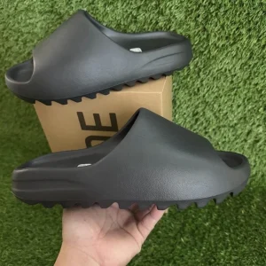 Adidas Yeezy Slide
