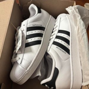 Adidas Super star